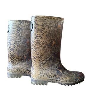 Stuart Weitzman Brown Snakeskin Rain Boots size XL